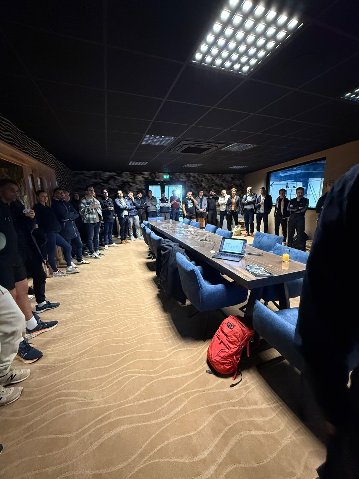 WhatsApp%20Image%202025-12-08%20at%2015_35_22