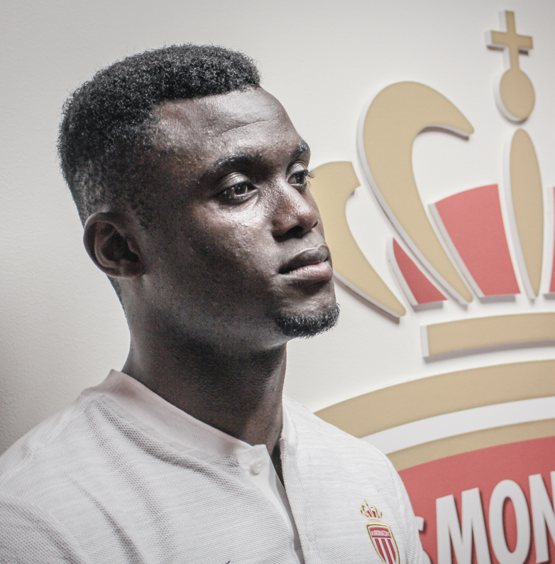 pele%20monaco%20signing