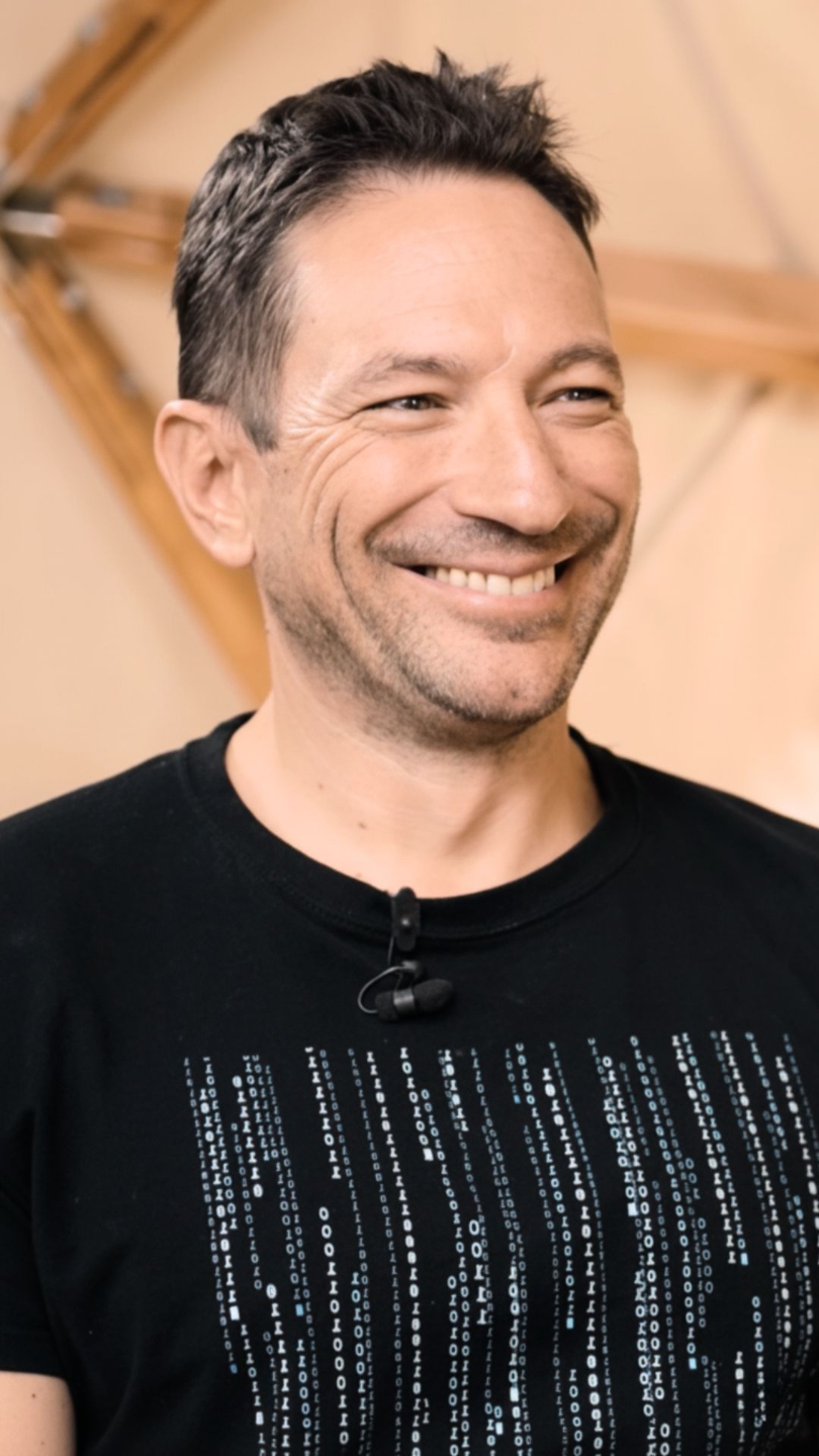 8ac36a-20f-c48-cc7-f4bfdeb60b1_Fabrice_Bonvin