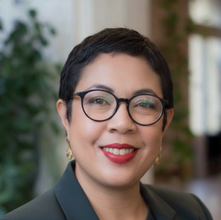 Portrait_Hasina_Gemini1__322x320