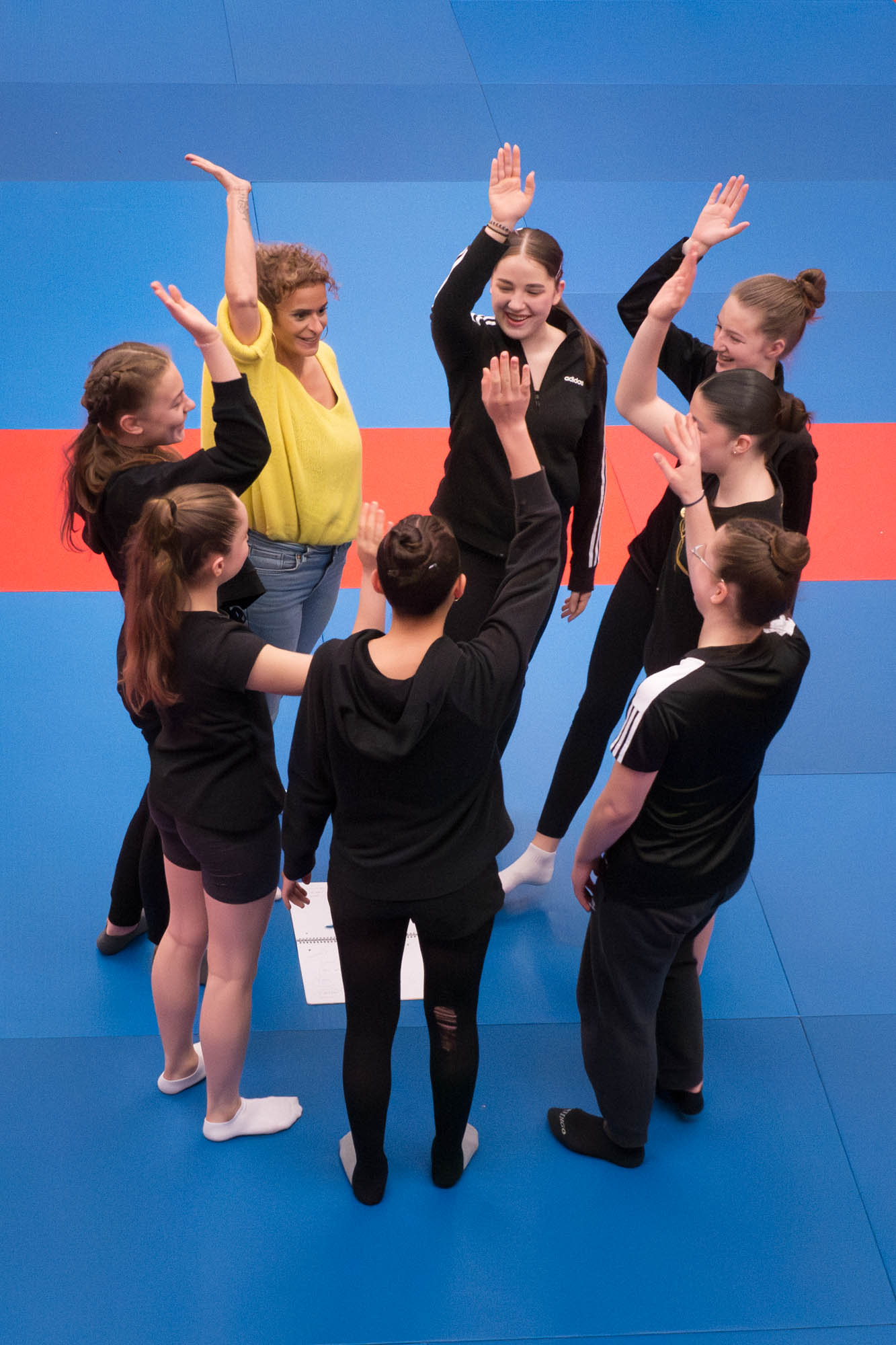 0038_LeilagroupeP1100415-Avec_accentuation-Bruit