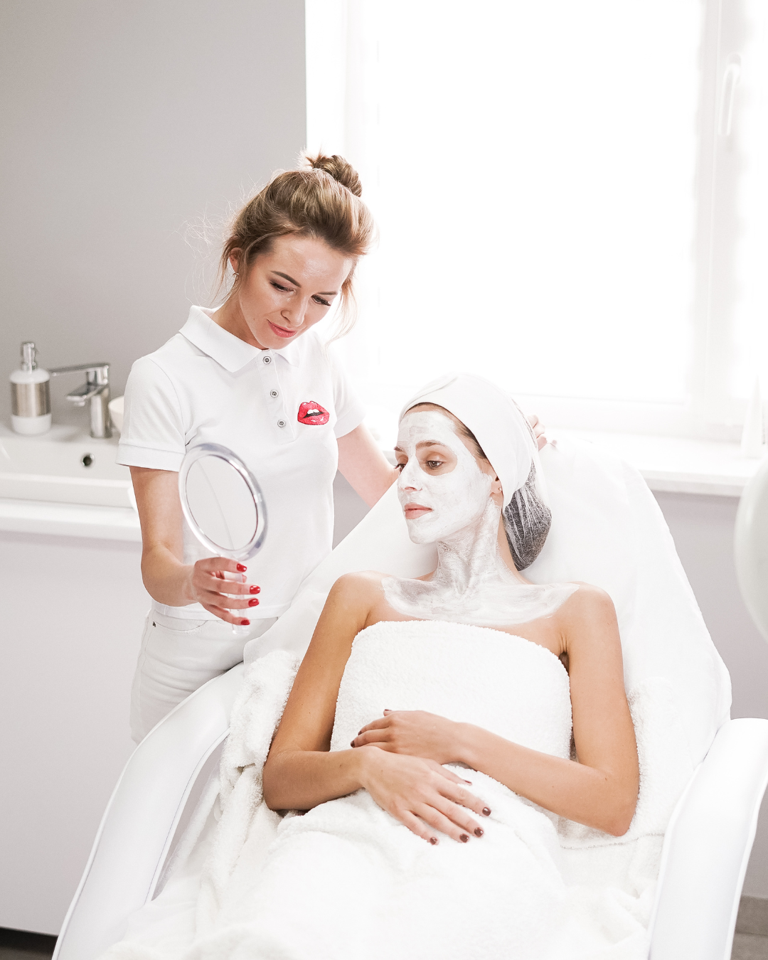 esth%C3%A9ticienne%20mirroir