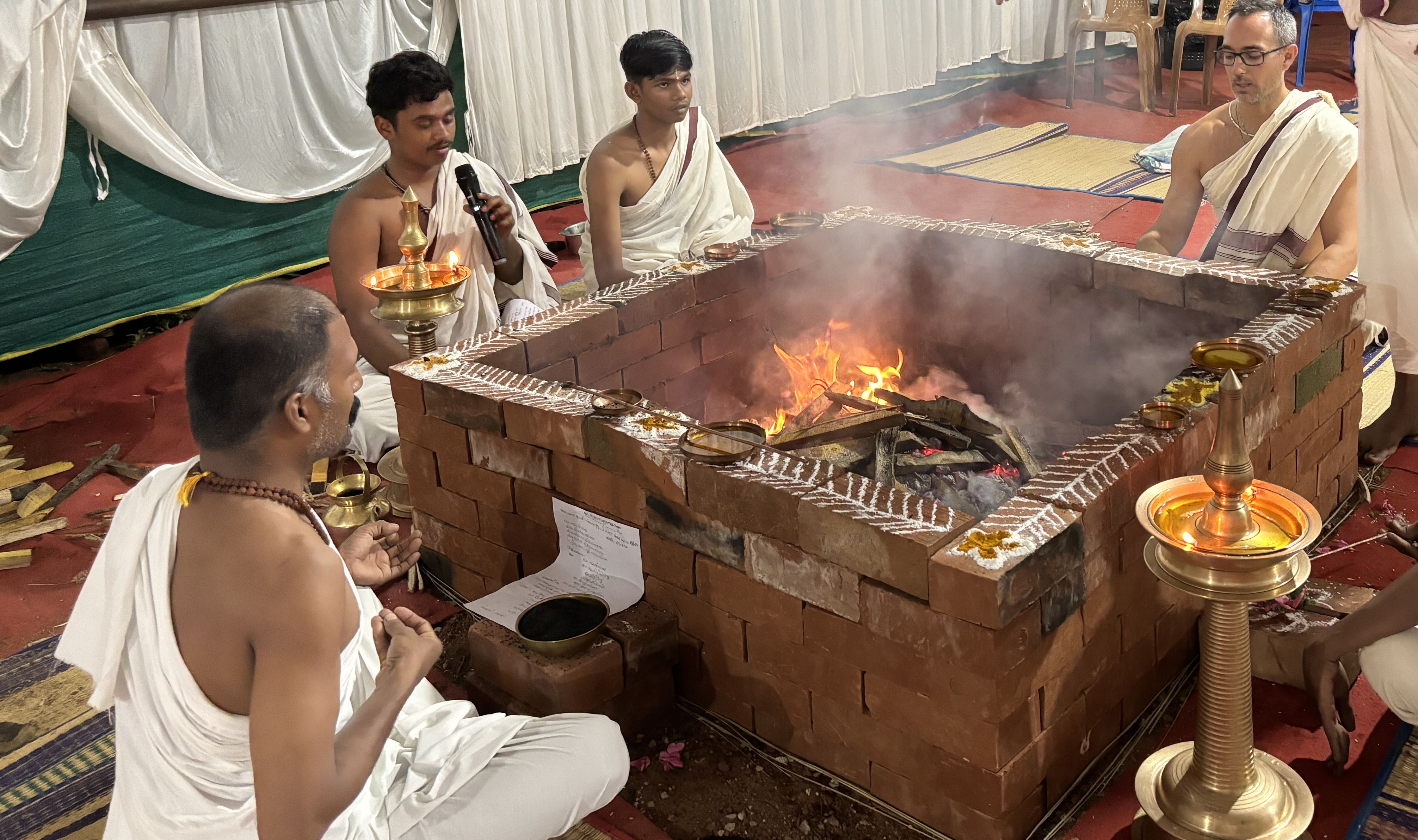 Cérémonie spirituelle traditionnelle en Inde