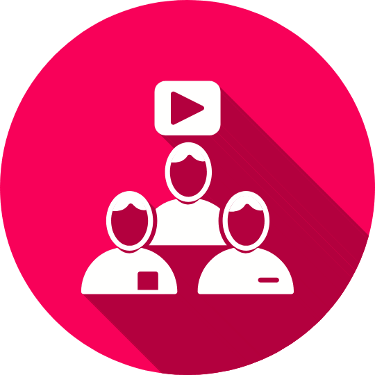 Plus de 100 000 abonnés sur les réseaux sociaux