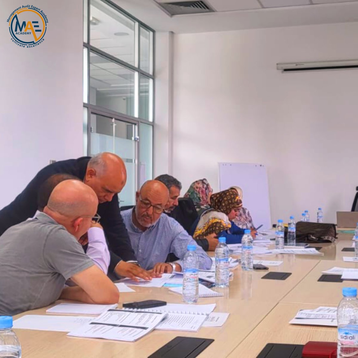 WhatsApp%20Image%202025-10-07%20at%2001_43_01