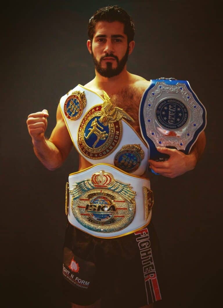 edouard_bernadou_fight_n_form_titres-1479x2048-1-768x1063
