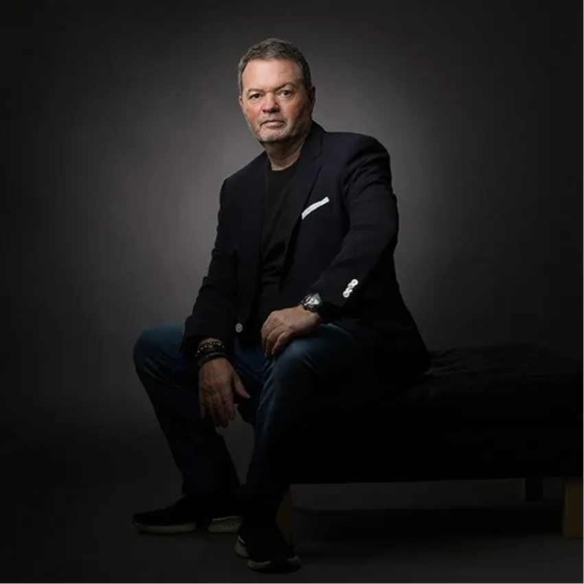 a-propos-Olivier-madelrieux